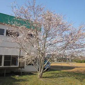 ベッド・アンド・ブレックファスト 成田エアポートホステル, 芝山町